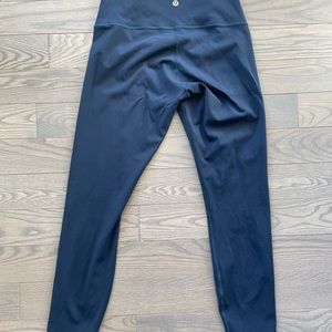 Gently Used WUNDER UNDER HIGH-RISE
TIGHT 25" *FULL-ON LUXTREME - Size 8